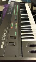 Clavier Yamaha DX7, Synthétiseur