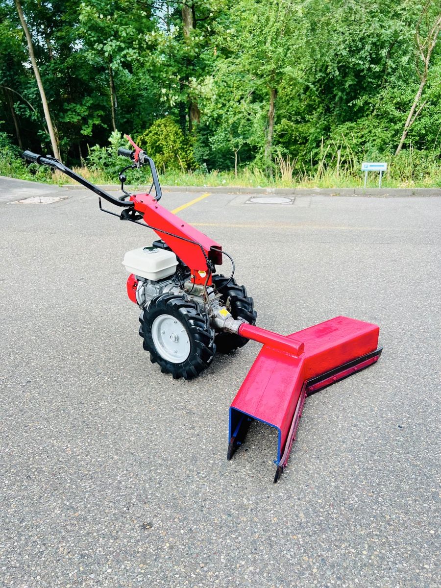 Honda Sgombero neve: Stallschieber mit Schneepflug Honda – Usato da Urdorf venduto da mas_5wfz 4