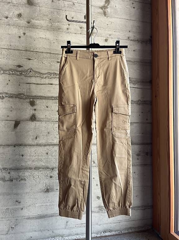 Pantalons: pantaloni per ragazzi – D'occasion à Gordola par tan_rv2x
