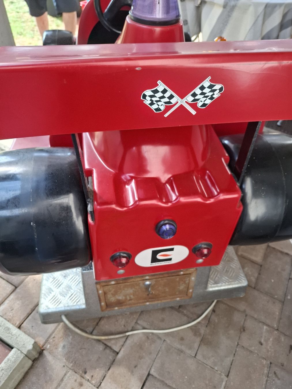 Fahrzeuge für Kinder: Kinder Ferrari – Gebraucht aus Hornussen von sagana2 5