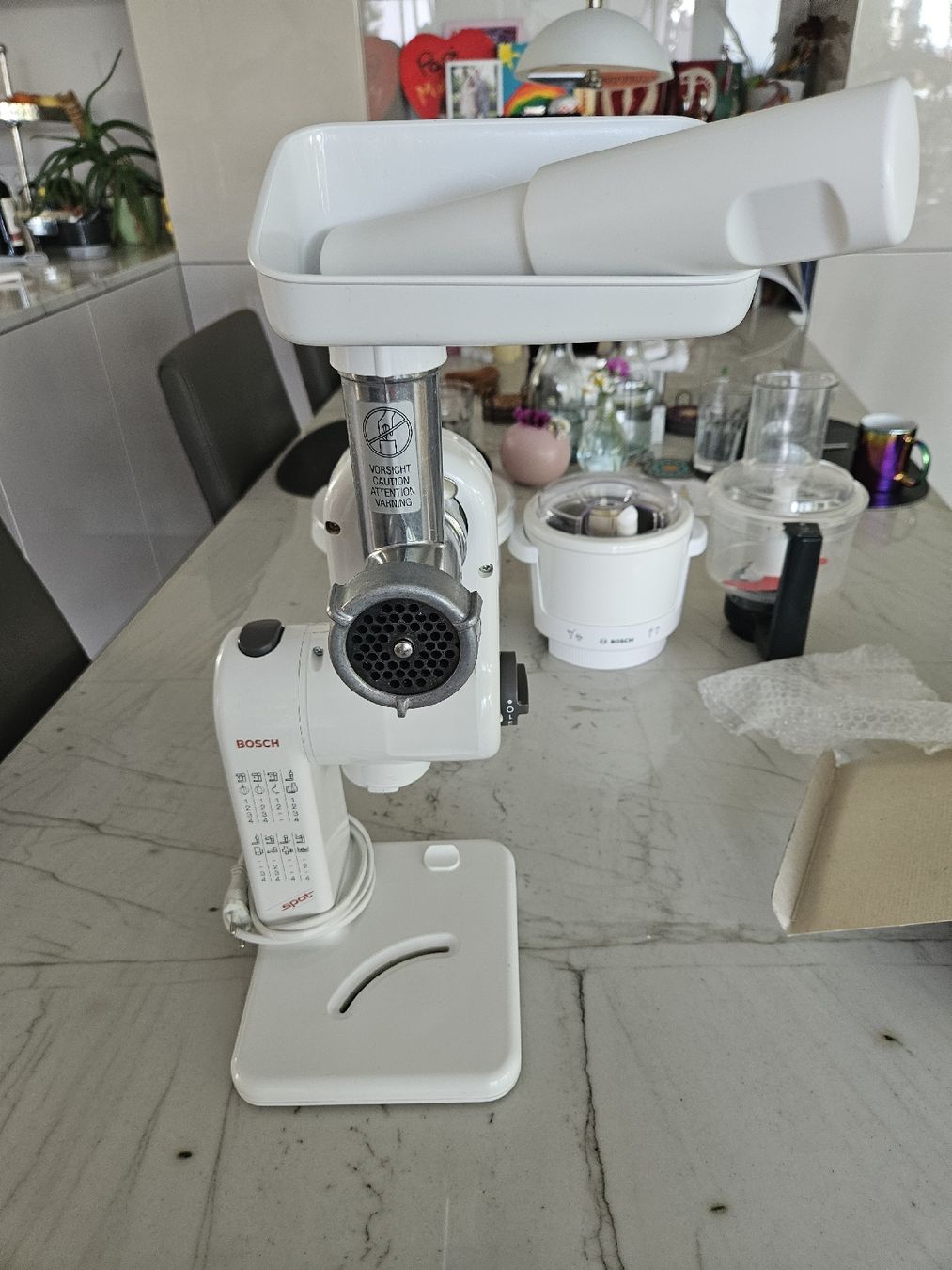 Bosch Elettrodomestici da cucina: Küchenmaschine Bosch MUM4 mit Eismaschine u Fleischwolf – Usato da Kloten venduto da Tacha_gb 8