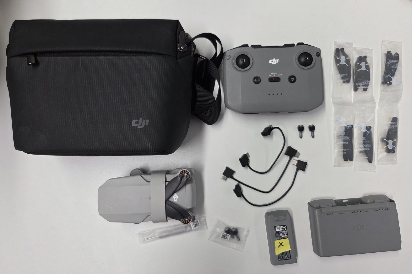 DJI Action Cam: DJI Mini 2 Fly More Combo - Drohne – D'occasion à Schinznach Dorf par log8733