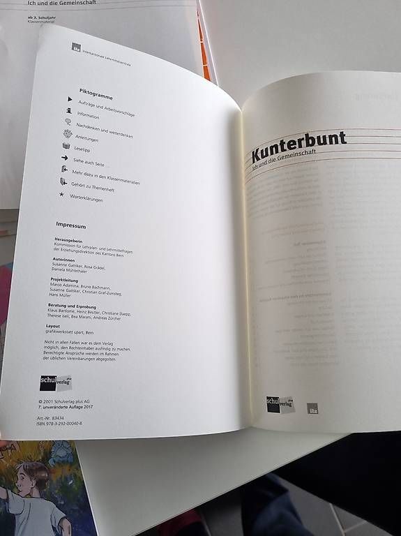 Bücher: Lehrmittel NMG Kunterbunt neu – Neu (gemäss Beschreibung) aus Sutz von Dalilea 2