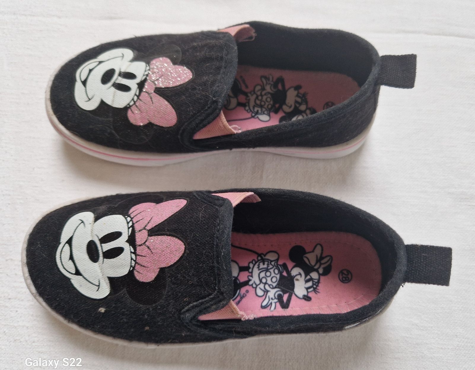 Scarpe per ragazze: Minnie Mouse Schuhe, Gr. 28 – Usato da Muri b. Bern venduto da rol_xtf8