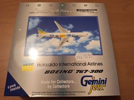 Boeing 767-300 Air Do Limited Airlines 1:400