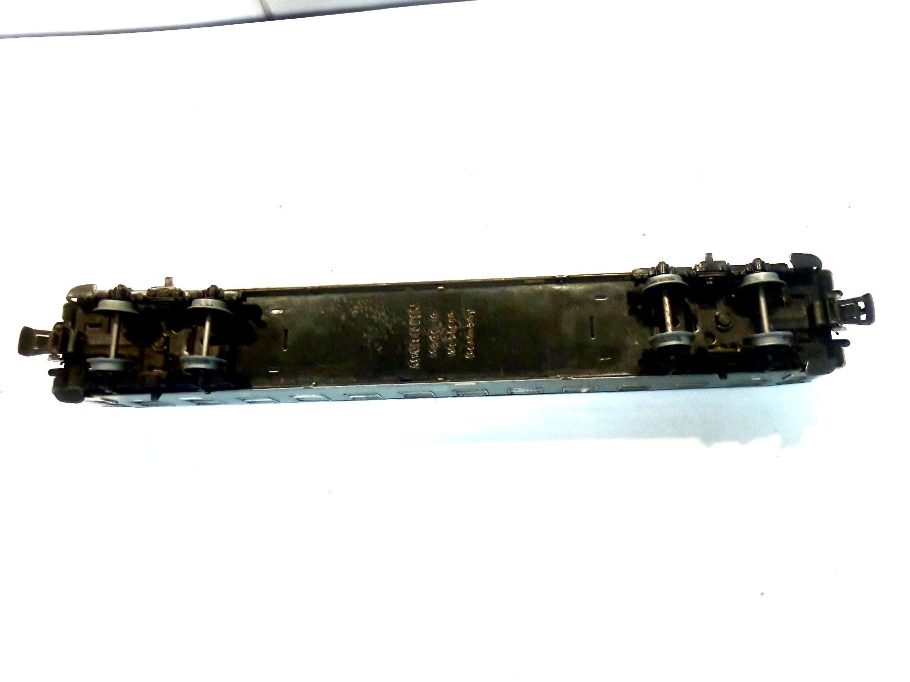 Märklin Modelleisenbahnen: Märklin Wagen H0 DB 520 – Defekt aus Kerzers von tisyayasuBE 3