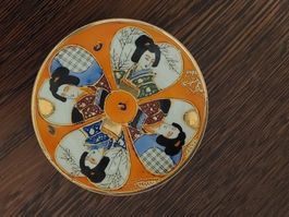 Antiker, seltener, japanischer Teller, handbemalt, Asiatika