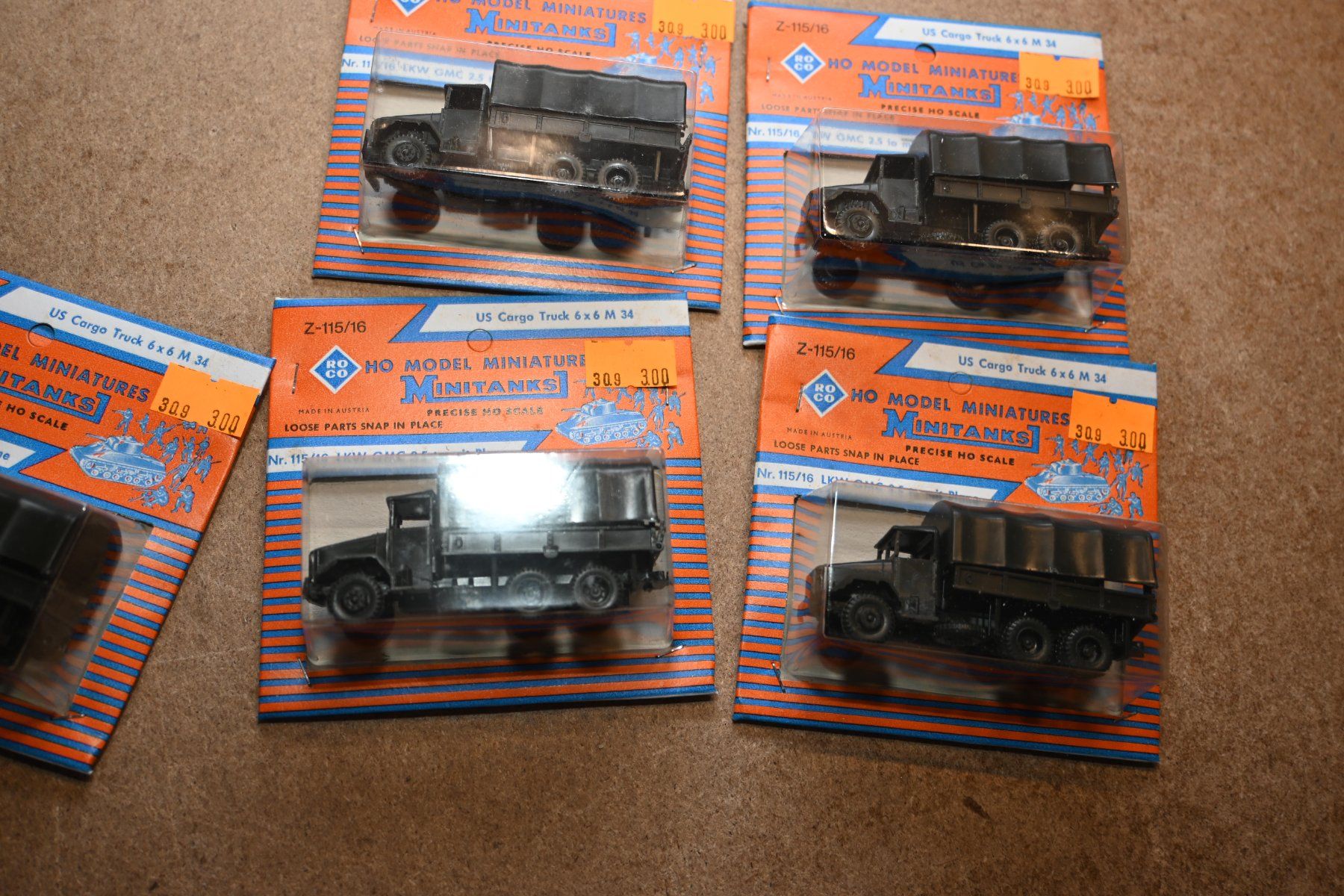 Roco Modellini di ferrovie: 5x ROCO Minitanks Jeep mit OVP HO – Usato da Laupen ZH venduto da Zmoewe 2