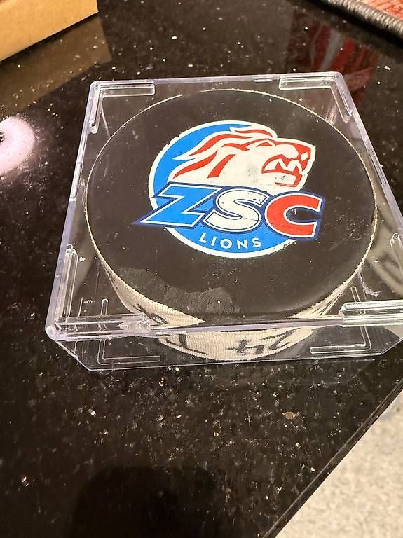 Ballons: ZSC Game Puck Sigrist – D'occasion à Bellach par die_8vsb 3