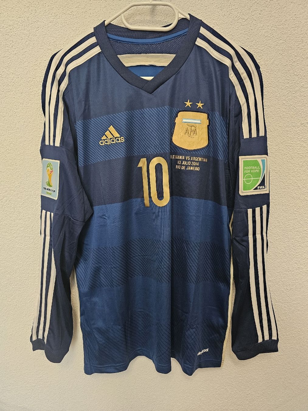 Canottiere & Pantaloni: Argentinien Langarmtrikot WM 2014 – Nuovo (secondo la descrizione) da Rickenbach LU venduto da LichterWelt