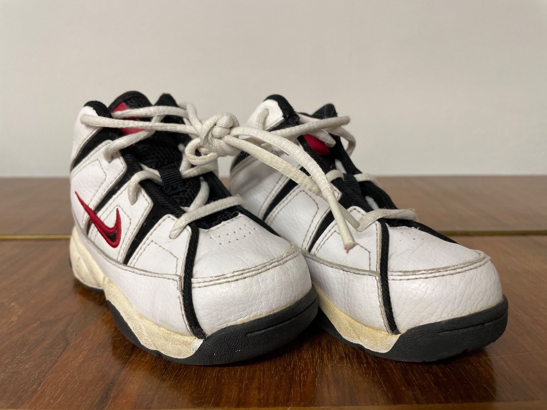 Nike Chaussures garçon: NIKE High Top Sneaker Gr. 23 – D'occasion à Frasnacht par GracyStore