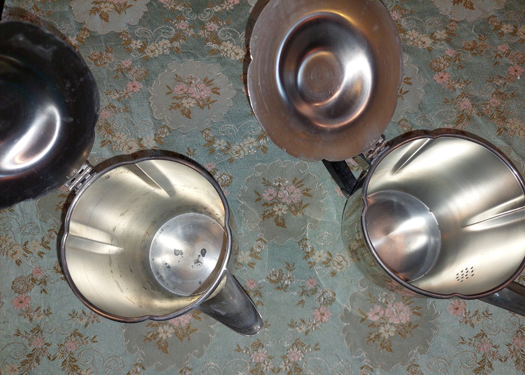 Teiere: 2 Art Deco Kaffeekannen, möglicherweise versilbert – Usato da Siblingen venduto da rantiques 1