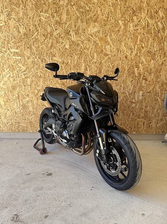 Strada: YAMAHA MT-09 ABS – Usato da Sins venduto da ll1996 1