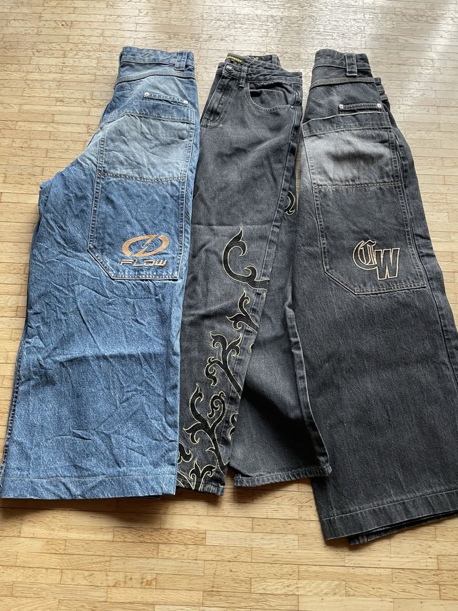 Pantaloni: 3 Jeans Bershka & Metro 168 – Usato da Biel-Benken BL venduto da nomse