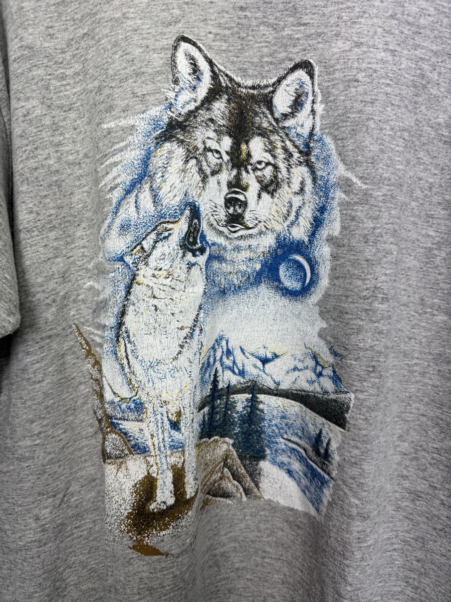 Adidas T-shirt: Vintage Adidas tee made in Canada – Usato da Lausanne venduto da Unehistoiredesapes 1