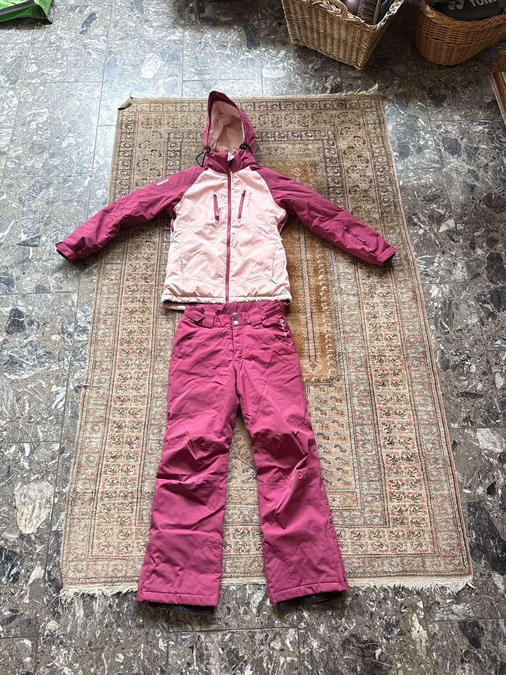 Lotti & Set di vestiti: Mädchen Skianzug – Usato da Schaan venduto da muemelmonster