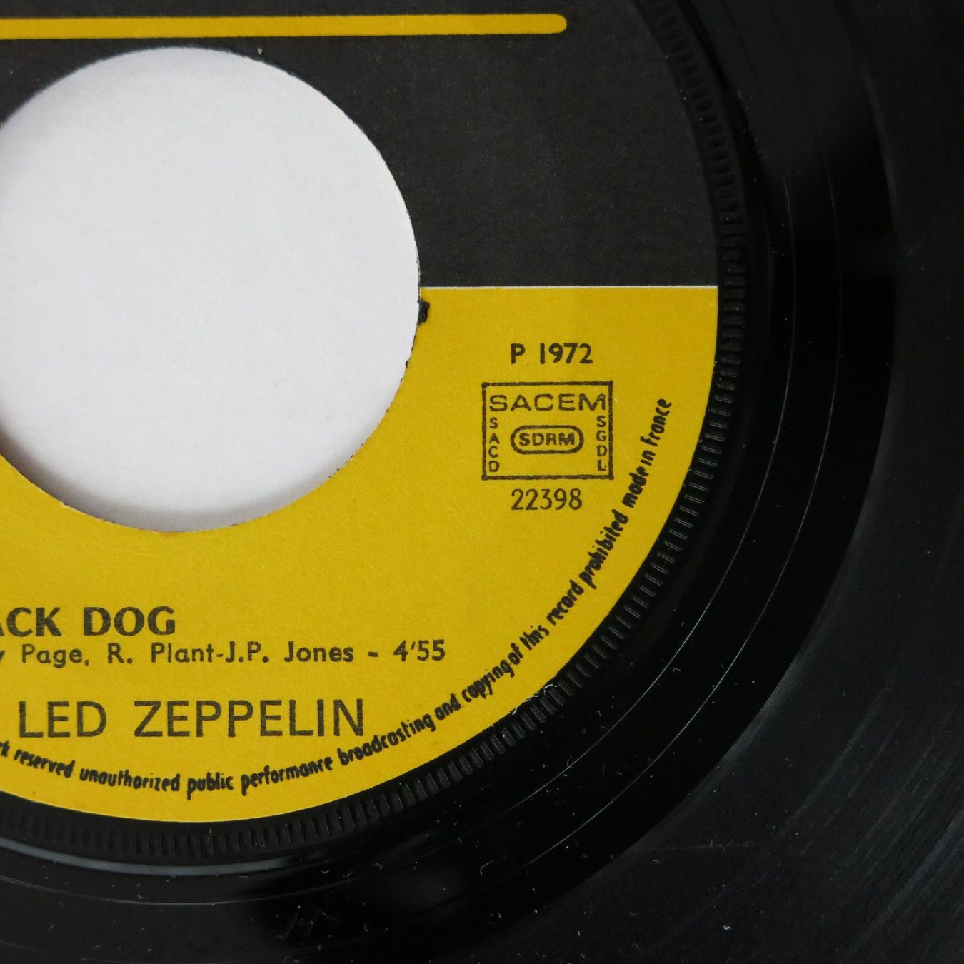 Dischi in vinile: Vinyl-Single 7" Led Zeppelin Black Dog – Usato da Bözen venduto da Keramik22 4