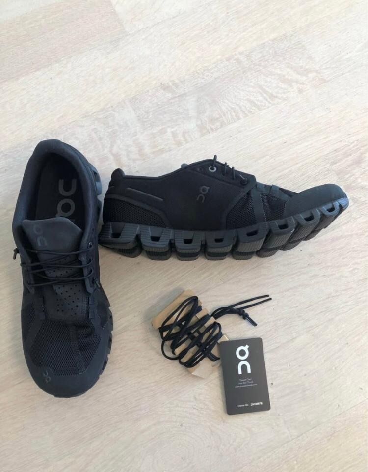 Scarpe da uomo: On running shoes- Cloud 5 – Nuovo (secondo la descrizione) da Lausanne venduto da x_g_768c 1