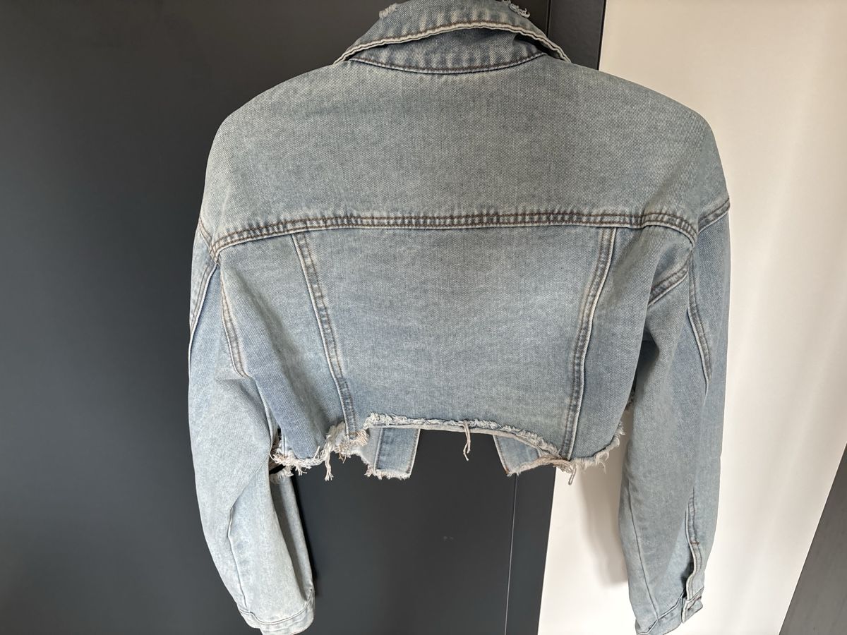 Shein Giacche: Shein Veste en jean courte taille M – Nuovo (secondo la descrizione) da Delémont venduto da Ma_LoU.01 1
