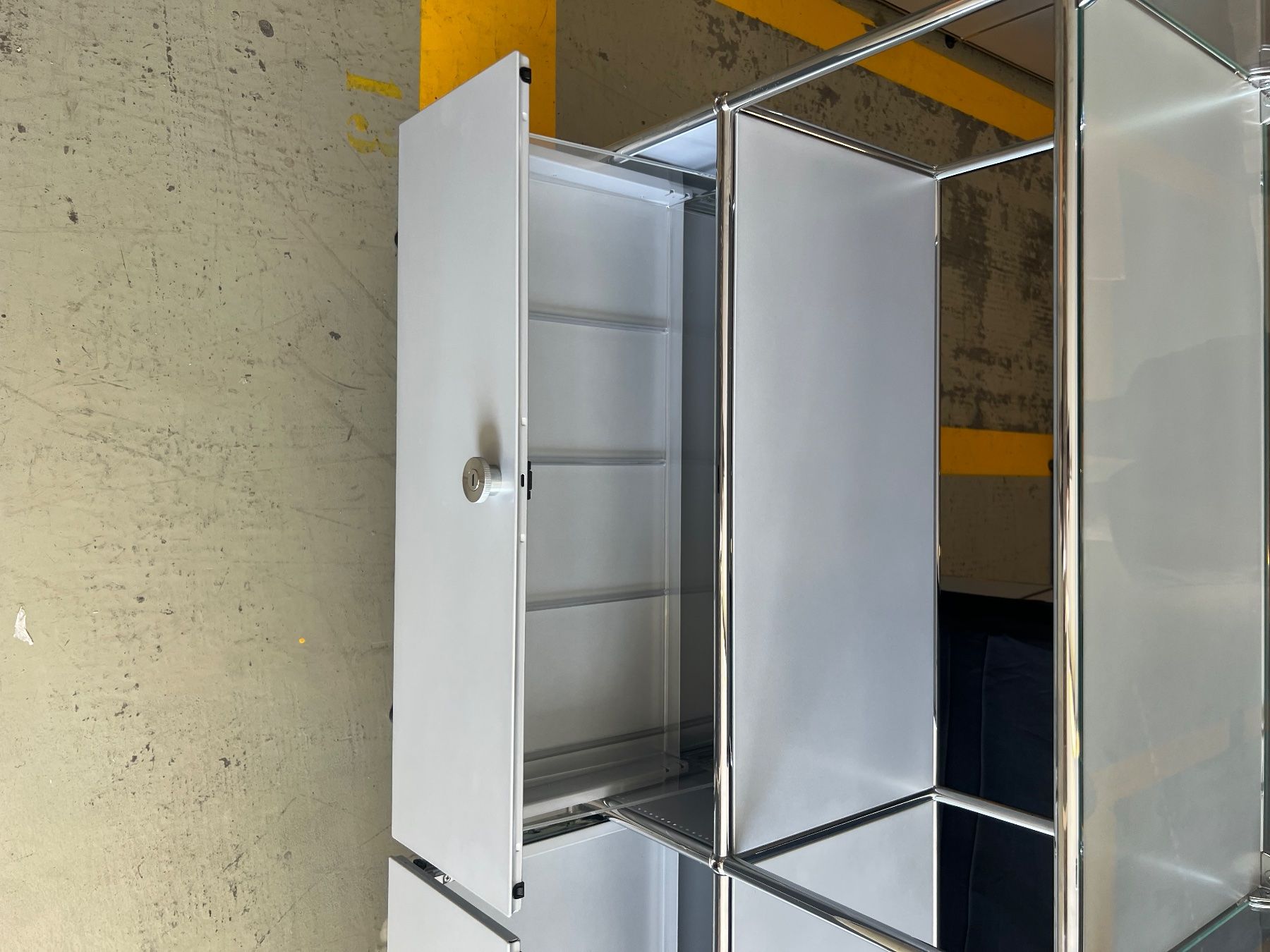 USM Étagères: USM Haller Sideboard – D'occasion à Luzern par B-R 5