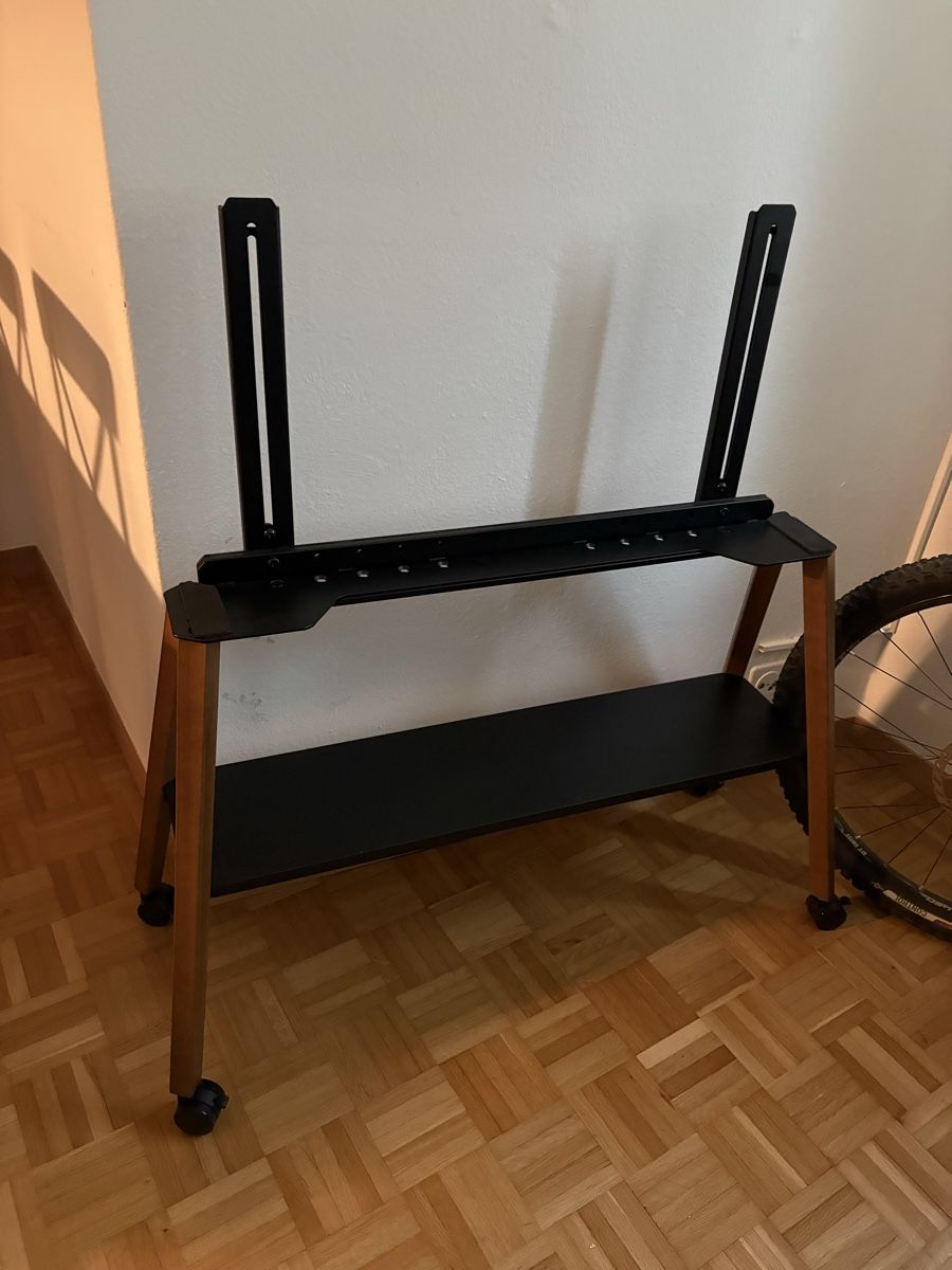 Mobili TV: Movable TV Stand  – Nuovo (secondo la descrizione) da Zürich venduto da Ptomas15 2