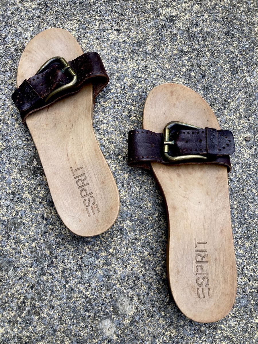 Abbigliamento: Vintage Holzzoggel von Esprit  – Usato da Zürich venduto da swanda