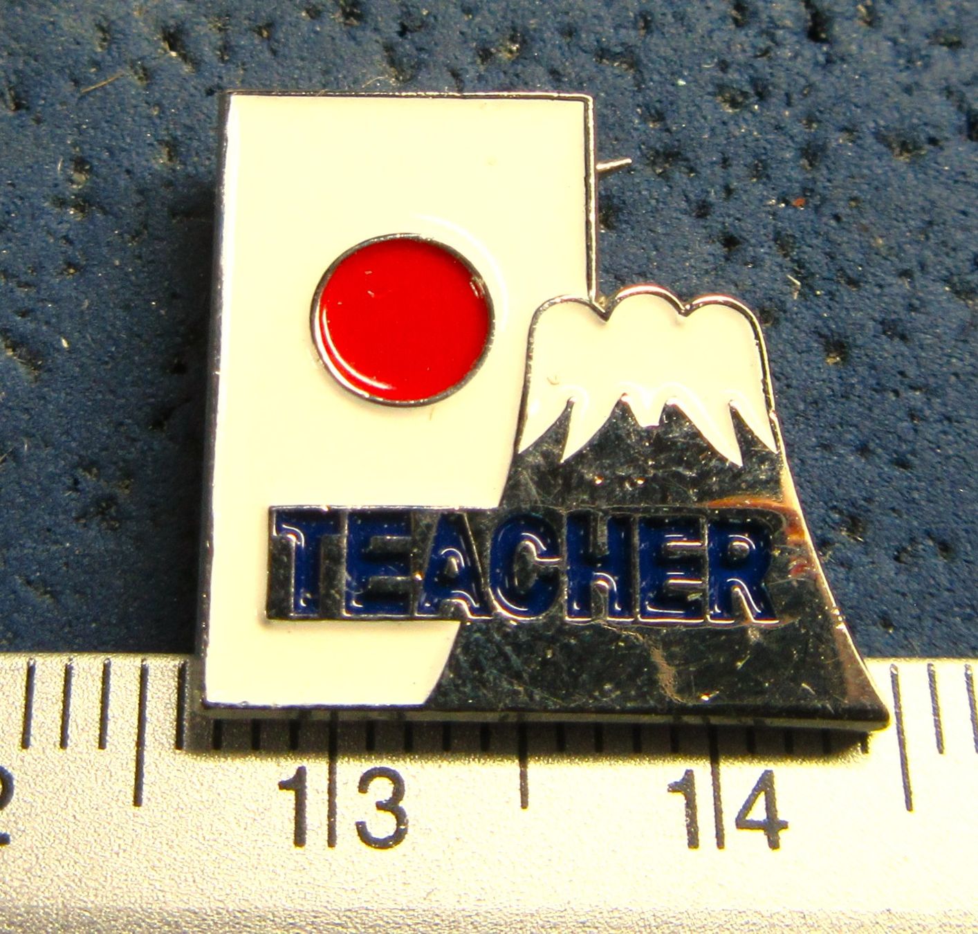 Placchette & Badge: TEACHER JAPAN ANSTECKNADEL – Usato da Ettingen venduto da Hausi4711