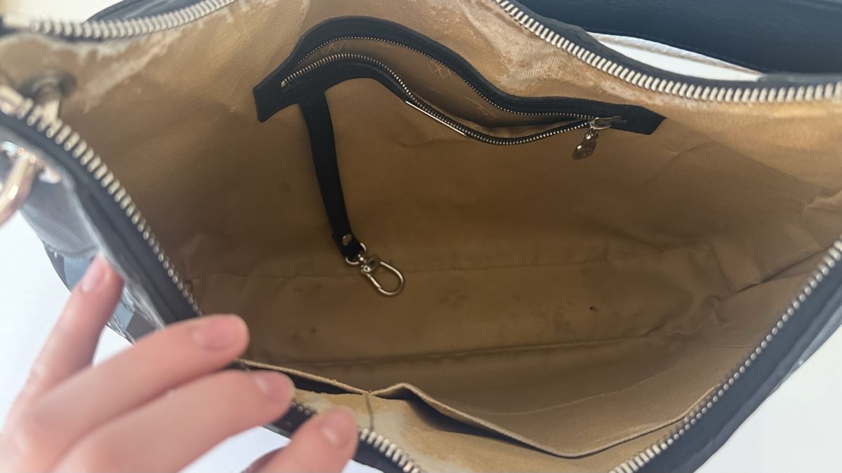 Maison Mollerus Taschen für Damen: Maison Mollerus Handtasche schwarz – Gebraucht aus Kloten von S_m00 5