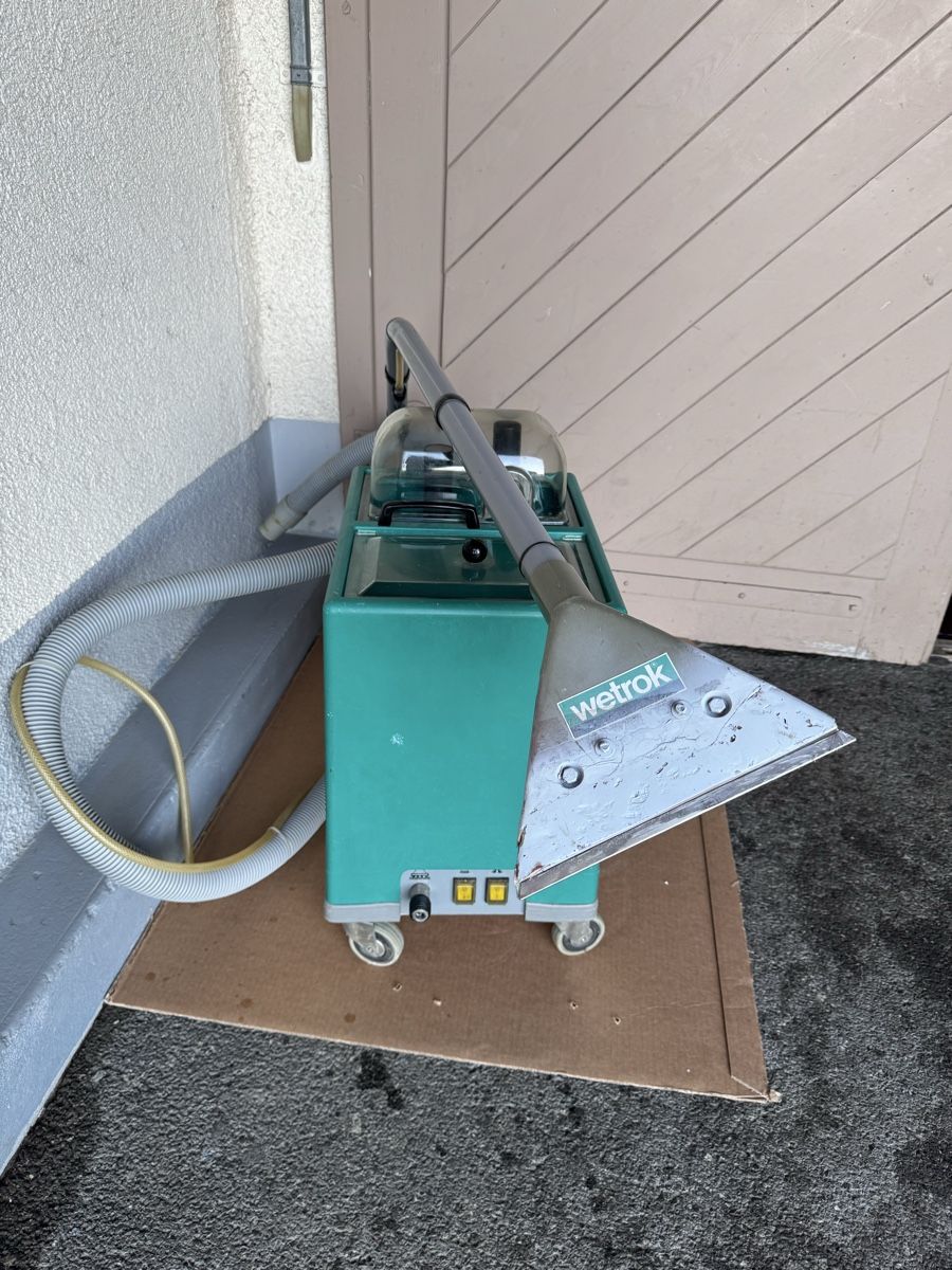 Wetrok Tutte le macchine: Wetrok Extravac 180 – Usato da Belp venduto da ch1999 2