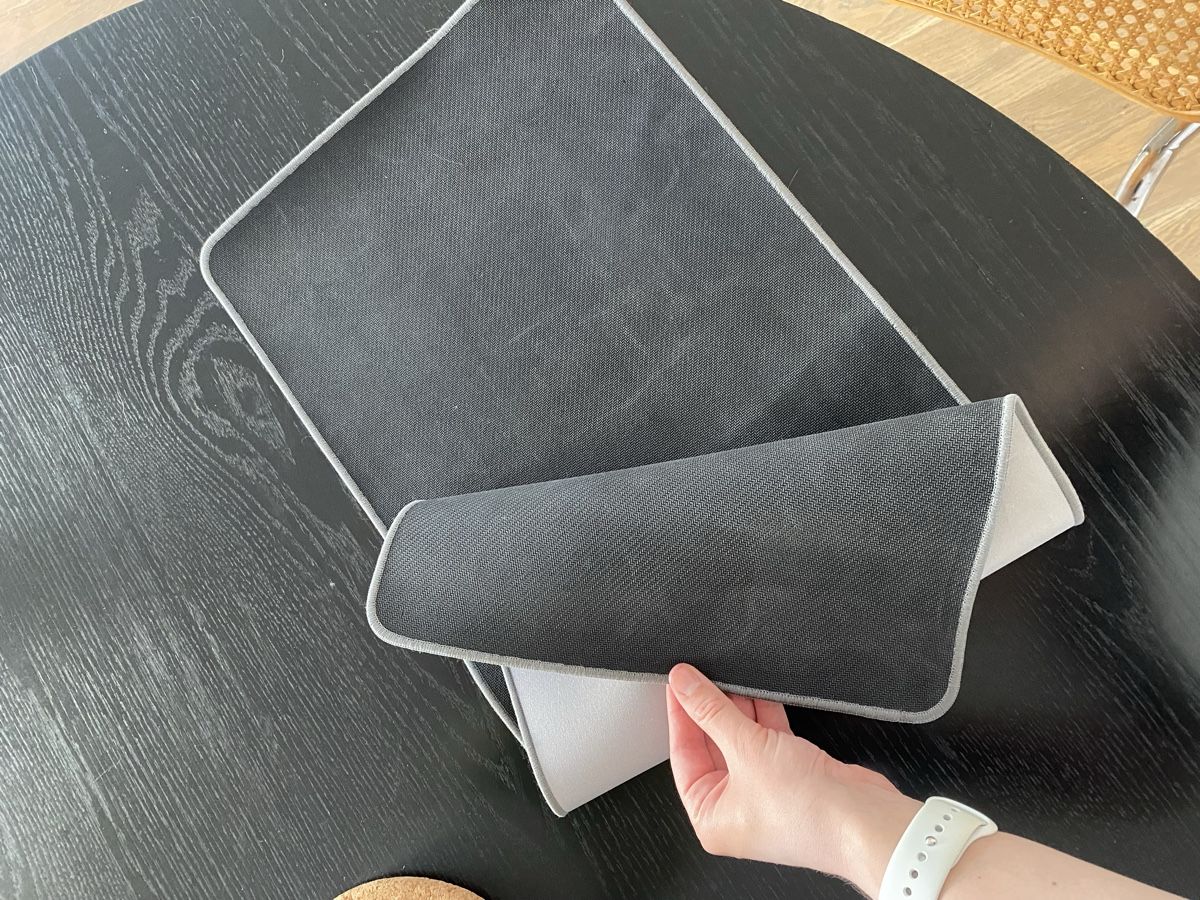 Logitech Tappetini per mouse: Logitech Desk Mat Studio Wide – Usato da Langenthal venduto da vik_v5ml 2