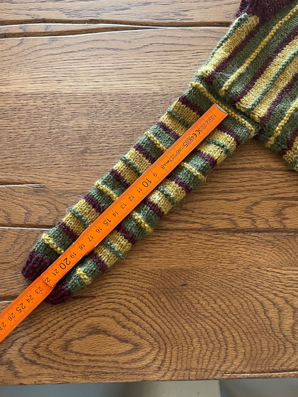 Maglioni & Felpe: Baby / Kinder Wollpullover Pullover gestreift handgestrickt – Usato da Zuerich venduto da Dorsi 3