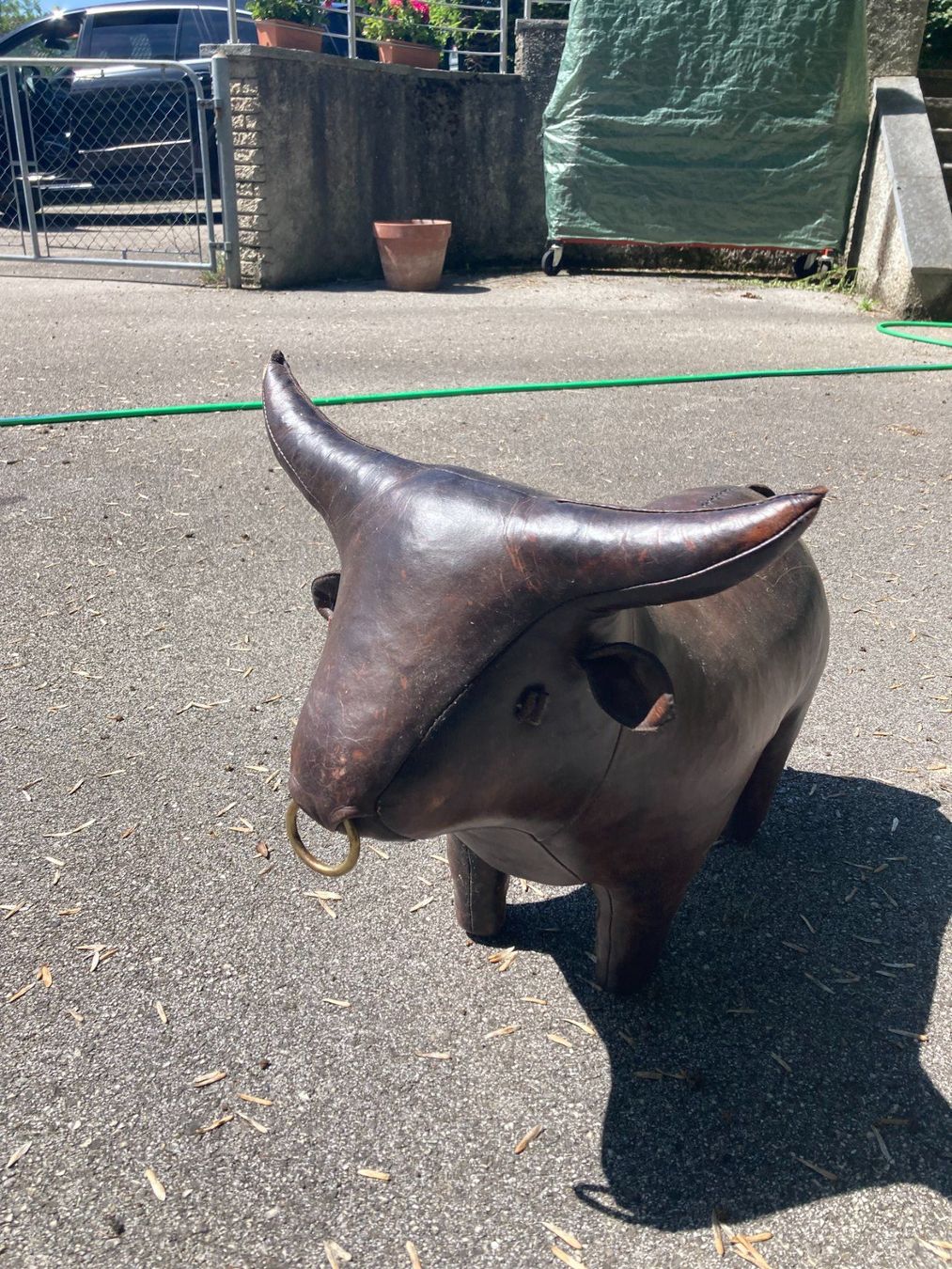 Tutte le decorazioni: "Taureau" en cuir – Usato da Arzier-Le Muids venduto da c55_q6gt