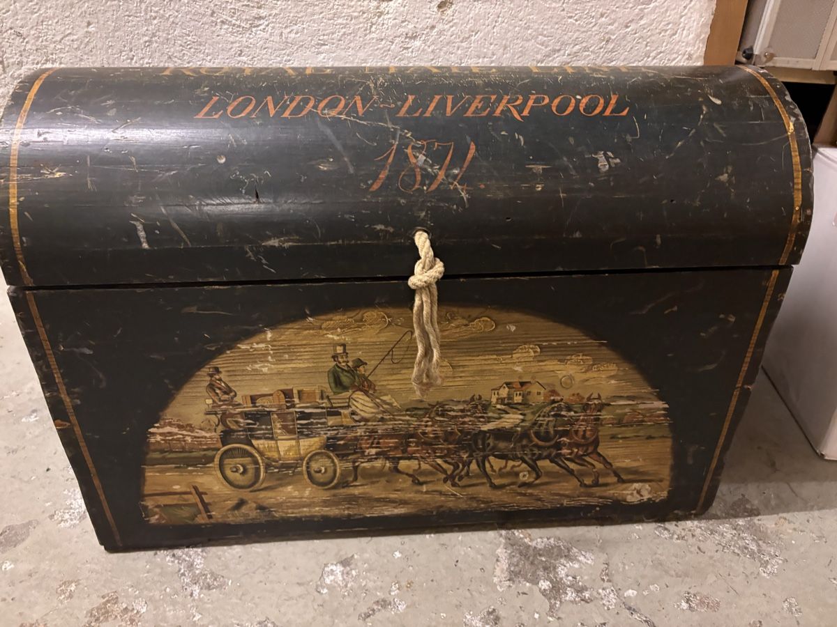 Cassapanche: Antike Truhe, 1874 Air Mail – Usato da Zürich venduto da gucks