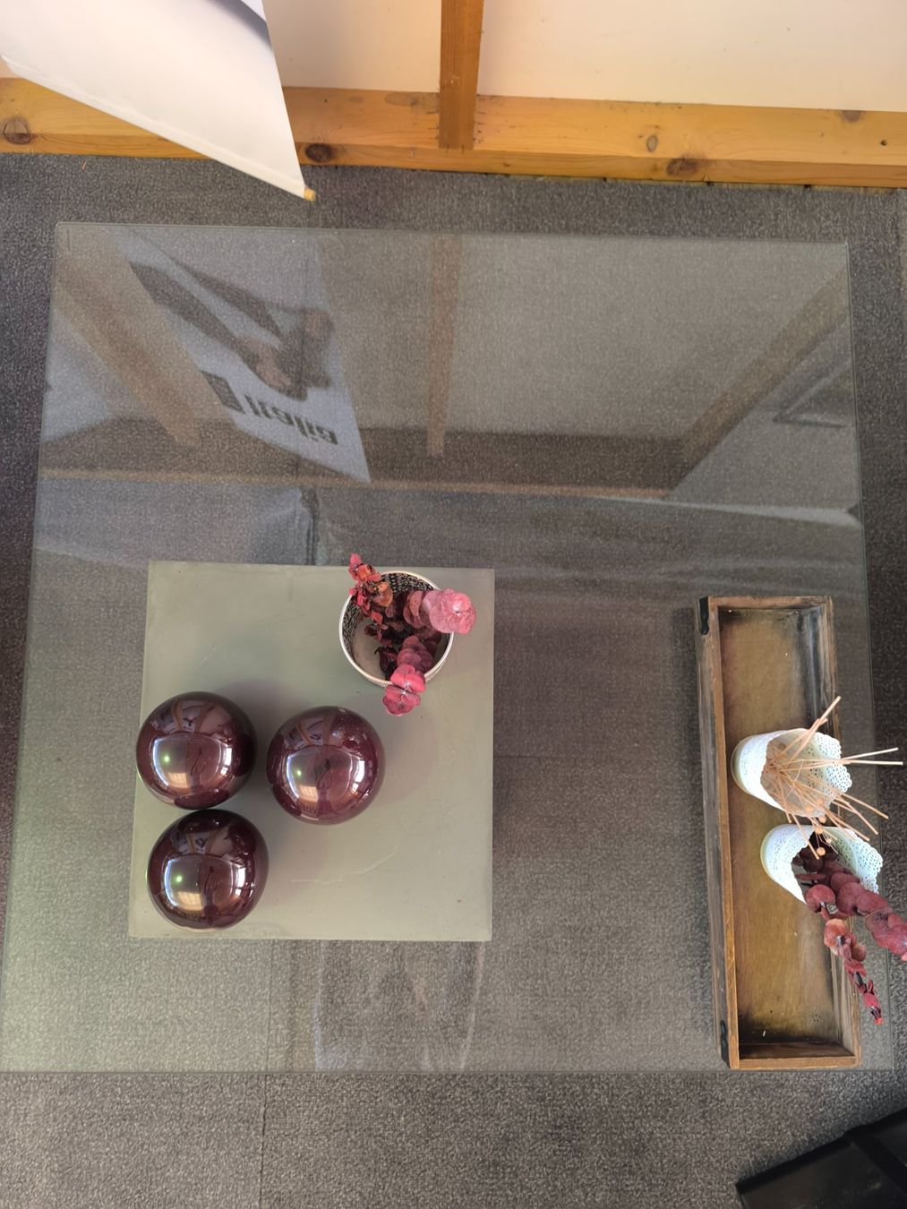 Tavoli: Salontisch Glas /Beton 100x100 cm – Usato da Sempach venduto da Outletinoo 2
