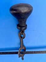 antike Waage mit Schwertknauf Gewicht Durchm.56 mm