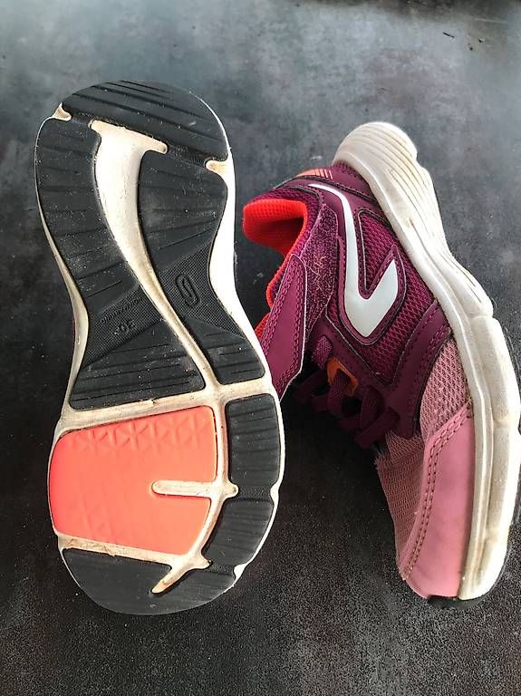 Scarpe per ragazze: Turnschuhe/Halbschuhe Gr.30 (20cm) – Usato da Stettlen venduto da pie_8sys 1