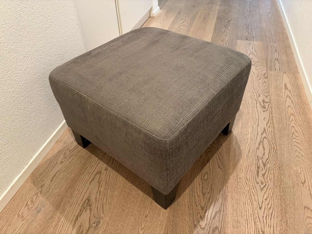 Hocker: Polsterhocker – Gebraucht aus Wald von ann_6wkz 1