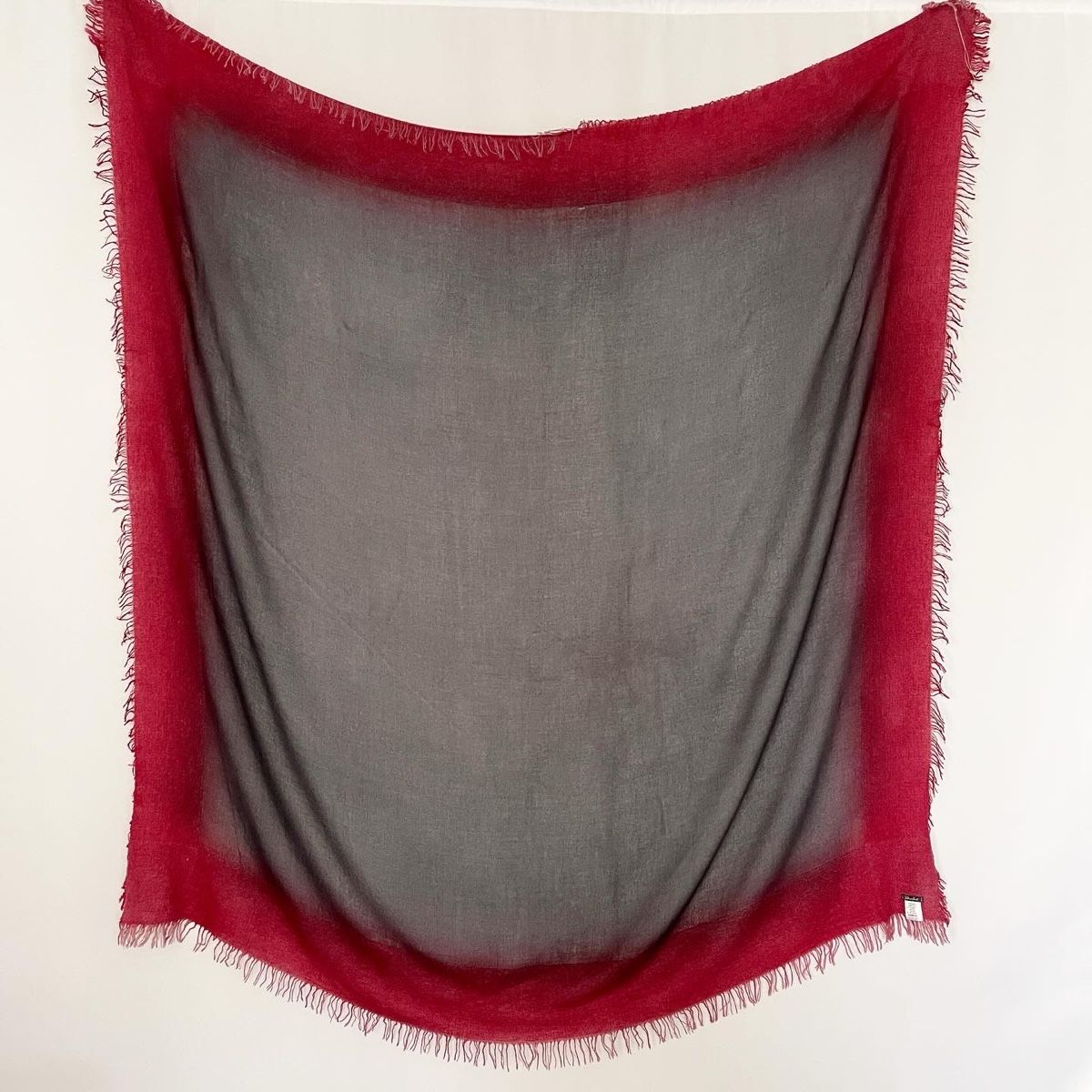 Faliero Sarti Foulard & Sciarpe: FALIERO SARTI Scarf – Nuovo (secondo la descrizione) da Emmen venduto da Avviivva_Com2023