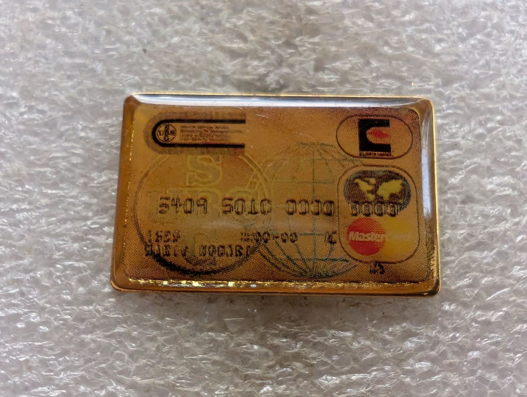 Plaketten & Abzeichen: Ansteckpin 218: Eurocard Mastercard – Gebraucht aus Oppligen von Pin-Fall-Shop