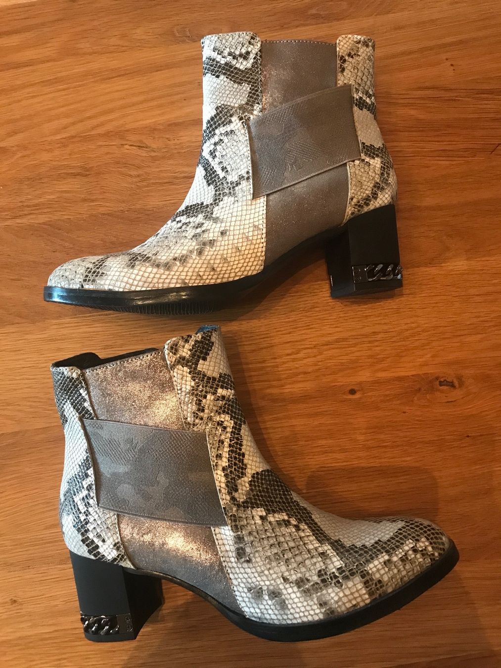 Damenschuhe: Leder Stiefeletten  von Liva Loop Gr. 41 – Neu und originalverpackt aus Mümliswil von whoismy 2