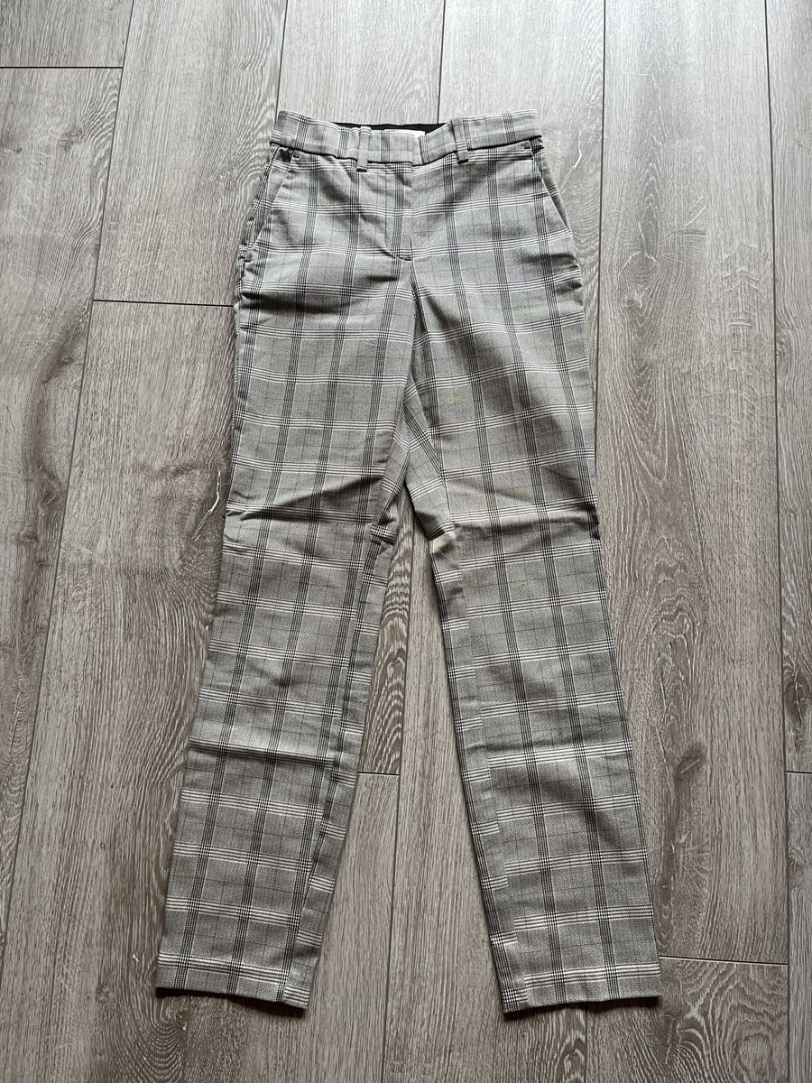 H&M Pantaloni: Pantalon gris – Usato da Le Locle venduto da Ophelhugy