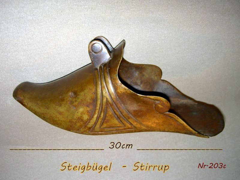 Selle & Accessori: Antik Steigbügel , Stirrup – Usato da Brunnen venduto da brocundfloh