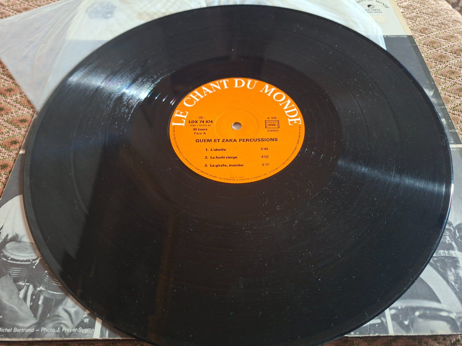 Dischi in vinile: Afro Jazz LP - Guem et Zaka Percussion – Usato da Bernex venduto da Wannabehasbeen01 3
