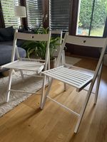 2 Klappstühle TERJE  weiss Holz guter Zustand