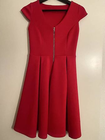 Kleid Damen rot Gr. 34/36
