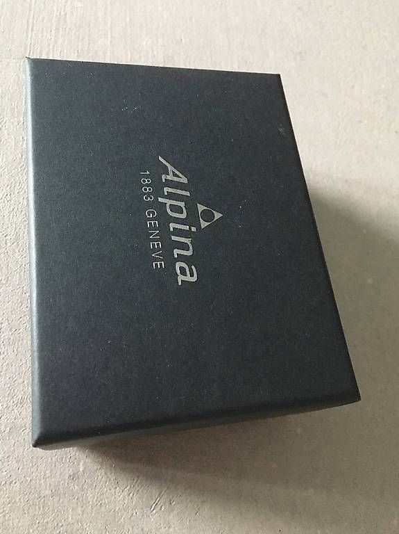 Smartwatch: Vends Montre Alpina AL-284 CUSTOM – Neu und originalverpackt aus Gryon von garcon_w 2