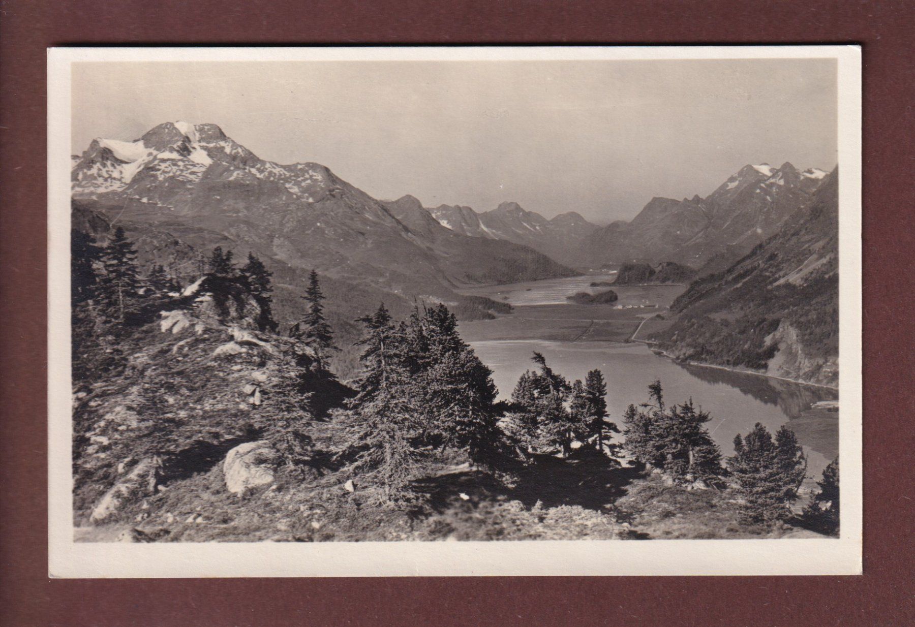 Cartoline postali: Blick von HAHNENSEE gegen Maloja – Usato da Pully venduto da nicecards