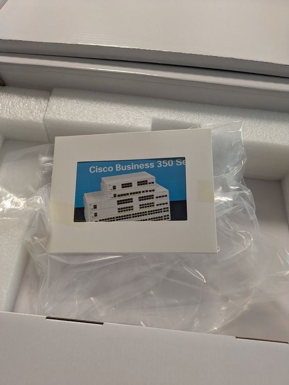 Cisco Hub & Switch: Cisco Switch CBS350-24T-4X – Usato da Thun venduto da ale_jq7s 4
