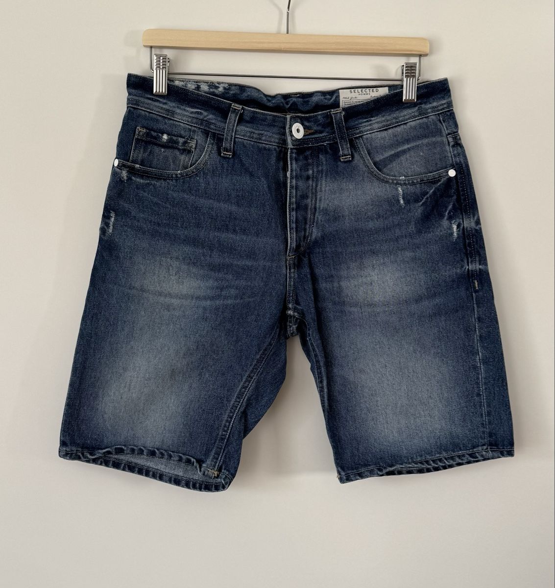 Selected Pantaloni: SELECTED Homme Jeansshorts Gr. S – Nuovo (secondo la descrizione) da Flumenthal venduto da Krajan