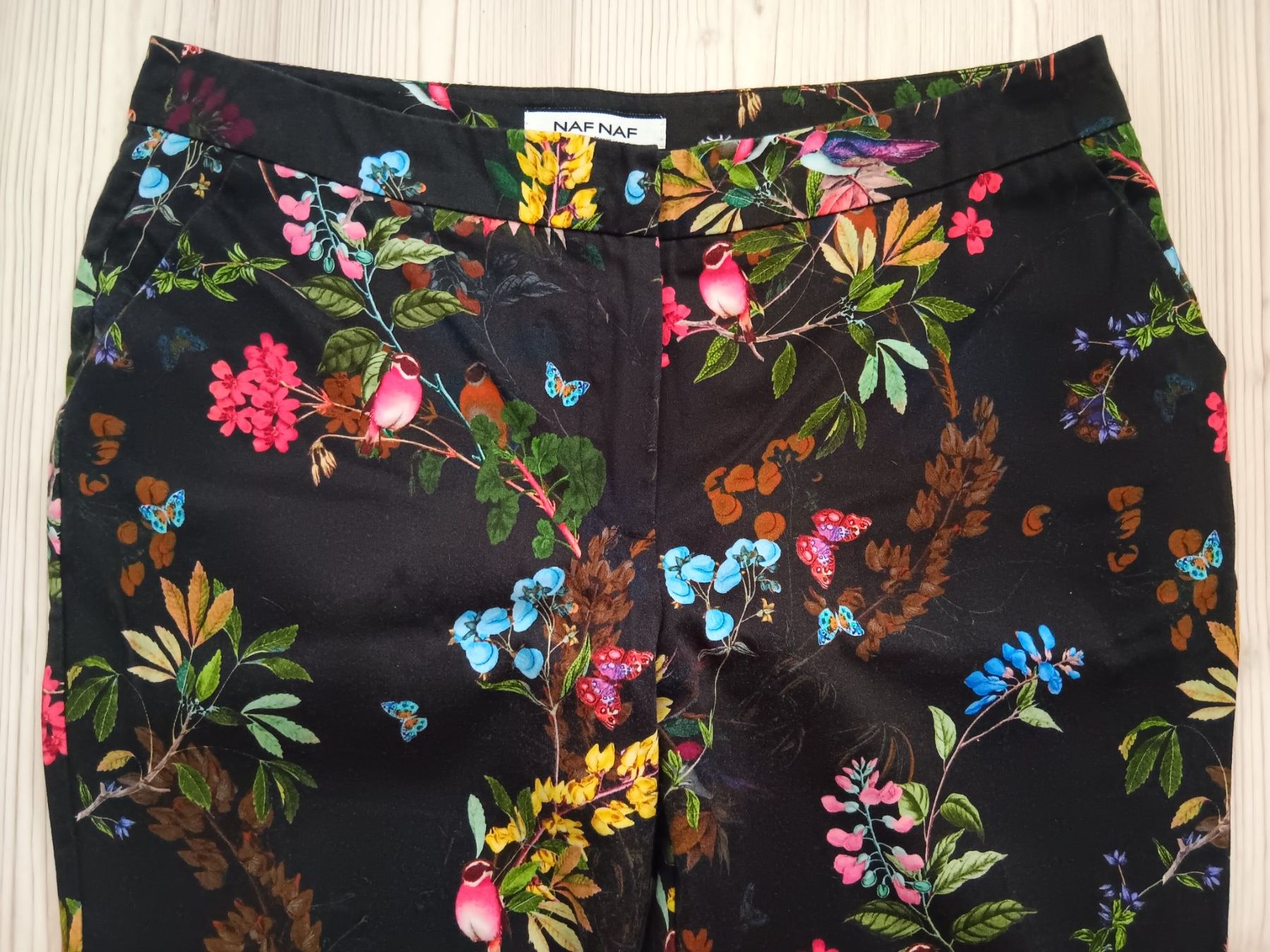 Nafnaf Pantaloni: NAF NAF  Pantalon / Hose    Taille / Grosse 40 CH .... – Usato da Cossonay-ville venduto da Super-Price-Quality 1